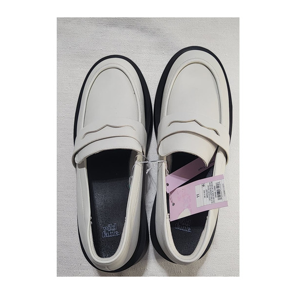 wild fable woman's shoes size 11 and memory foam - Picture 4 of 8